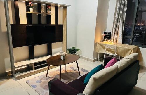 Usj 1 Apartment | Damen Suite Sunway Subang by DW