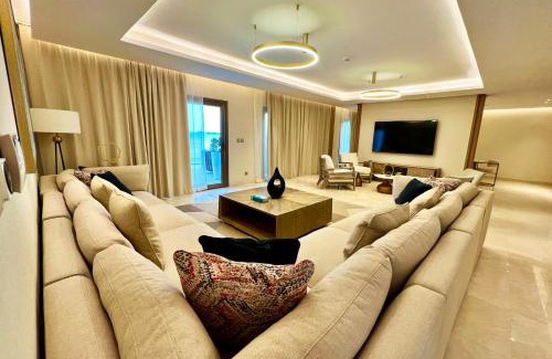 Dhahran Resort | Dana Beach Resort