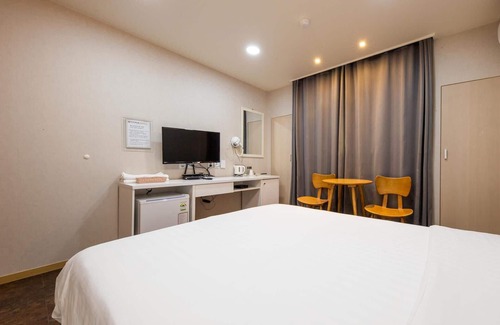 Kongsae Hotel | Dangjin Sapgyoho Beach Park