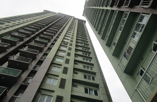 Malamig Condo | Dansalan Garden Condo at Paloverde