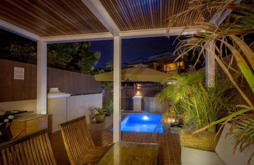 Al Hamra Village House | Dar 66 Plunge Pool Resort Townhouses