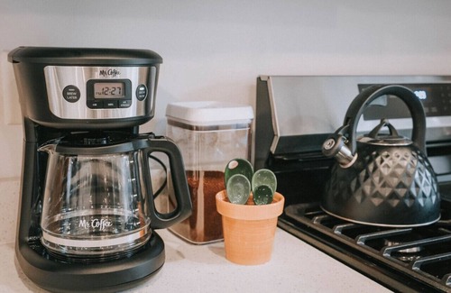 Mountainaire House | Dark Sky Chalet - Pet-Friendly