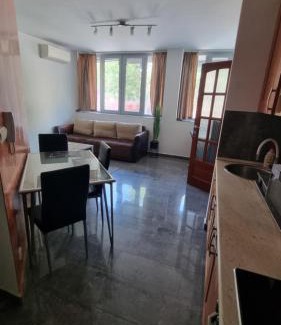 Szeged Apartment | Darling Apartman