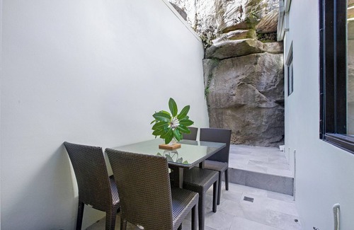 Darlinghurst House | Darling-of-Darlinghurst - Home with charm & History