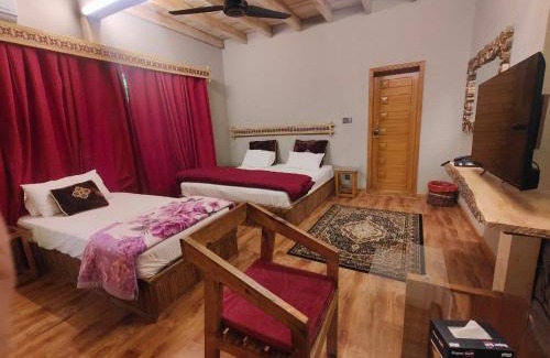 Azad Kashmir Hotel | Das-e-Basi