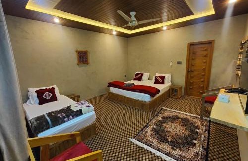 Azad Kashmir Hotel | Das-e-Basi