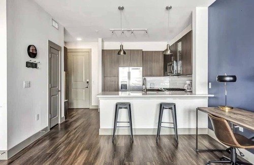 Richardson Apartment | Dashing 1BR Suite | Pool, Parking + Gym E