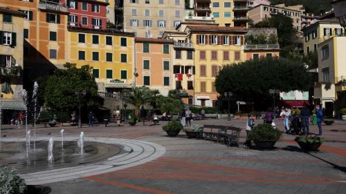 Zoagli Apartment | DAVANTI AL MARE, FRA PORTOFINO E LE 5 TERRE - IN FRONT Of THE SEA, BETWEEN PORTOFINO AND THE 5 TERRE