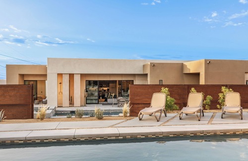 Indian Cove Villa | Daybreak and Nightfall - 2 Villas with Custom Pools, Spa, Sauna, Game Room