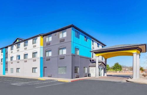 Bernalillo Hotel | Days Inn by Wyndham Bernalillo