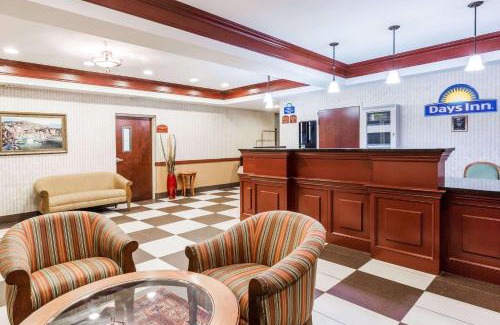 Hackettstown Hotel | Days Inn by Wyndham Budd Lake