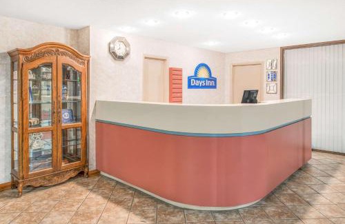 Calvert City Hotel | Days Inn by Wyndham Calvert City - Paducah East