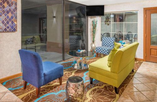 Calvert City Hotel | Days Inn by Wyndham Calvert City - Paducah East