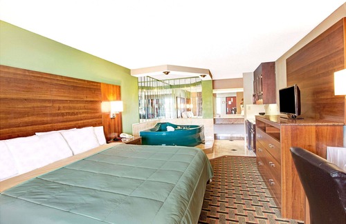 Conover Hotel | Days Inn by Wyndham Conover-Hickory