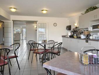 Taber Hotel | Days Inn by Wyndham Taber
