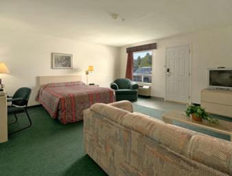 Taber Hotel | Days Inn by Wyndham Taber