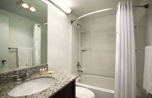Waynesboro Hotel | Days Inn by Wyndham Waynesboro