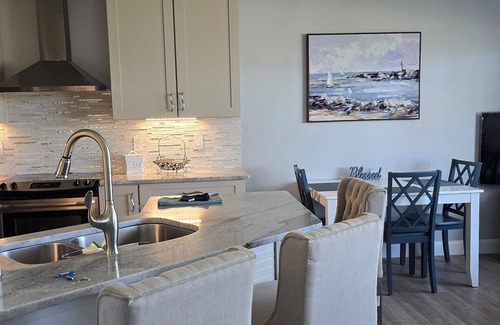 Holly Hill House | Daytona Beach Cozy, warm water front home with a beautiful intercoastal view.