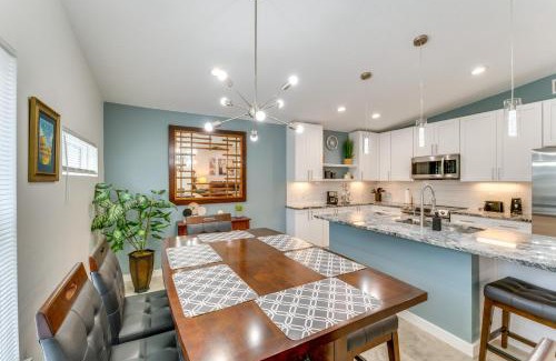 Holly Hill House | Daytona Beach Vacation Home about 4 Mi to Main St Pier