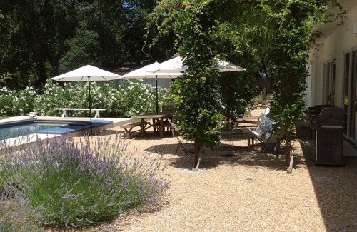 Glen Ellen House | Dazzling Contemporary Retreat On 5 Secluded Acres