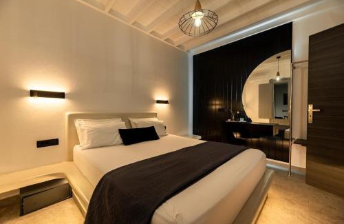 Perissa Villa | Dazzling Santorini Villa Villa Luck 2 Bedrooms Furnished Sun Terrace With Private Heated Pool Perissa