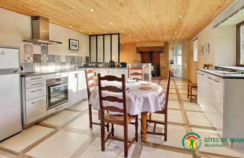 Guermeur House | de Kercher - Guern - Gîte