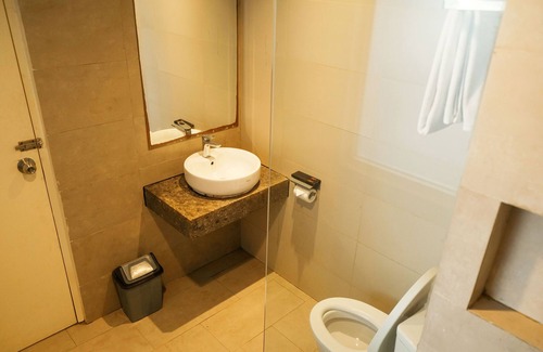 Tuban Sub-District Hotel | De La Charis Hotel by Waringin Hospitality