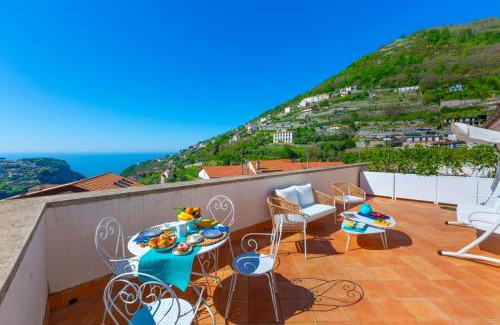 Scala House | De Pando Panoramic Suites 1096