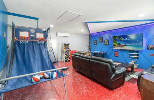 Mill Run Villa | Debany Staycation near Disney