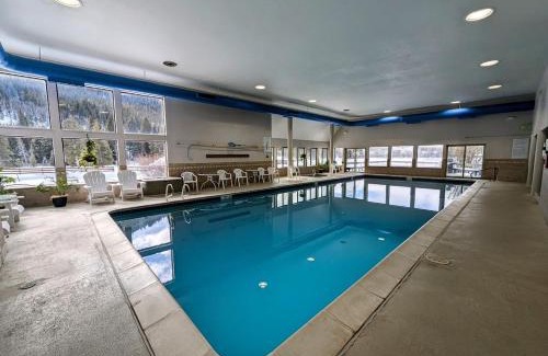 Lakeside Village House | Decatur 1804 by SummitCove Lodging