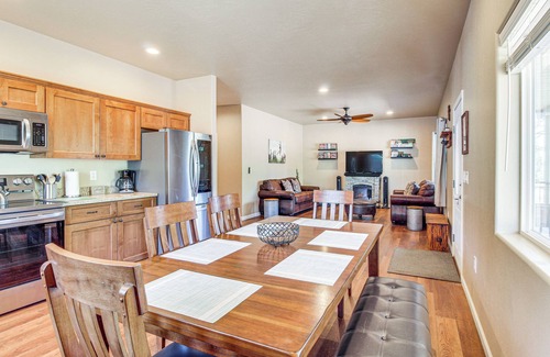 Clay Springs Cabin | Deck & ATV Trail Access: Quiet Cabin in Show Low