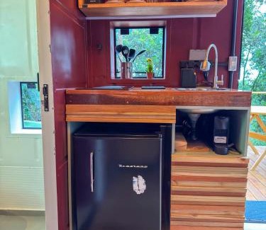 Mairipora Hotel | Deck Tiny House