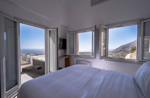 Exo Gonia Hotel | Deep Earth Villas
