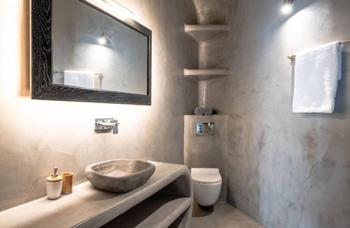 Exo Gonia Hotel | Deep Earth Villas
