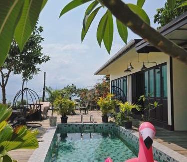 Koh Lan Villa | deep mountain view