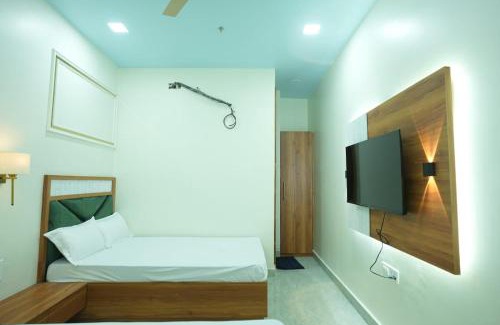 Mathura Hotel | Deep Palace Inn