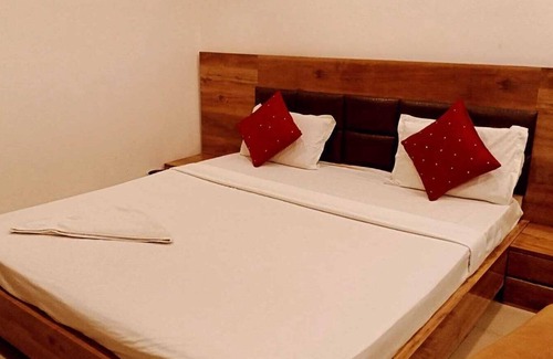 Meerut Hotel | Deepak Hotel