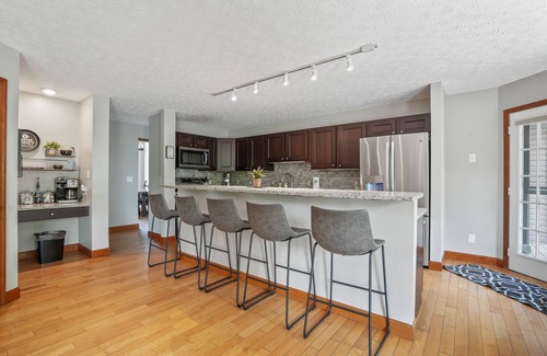 Laurelville Cabin | Deer Ridge Lodge | Hocking Hills