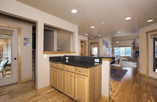 Big Sky House | Deer Run Condo - 12 Blacktail Buck