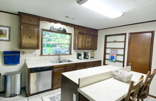 Hatton House | Deer Run Escape