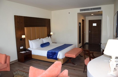 Lahore Resort | Defence Raya Golf & Country Club