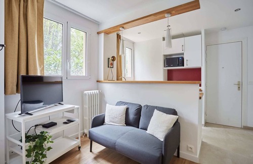 16th Arrondissement Apartment | Degas Studio - One Bedroom Apartment, Sleeps 2