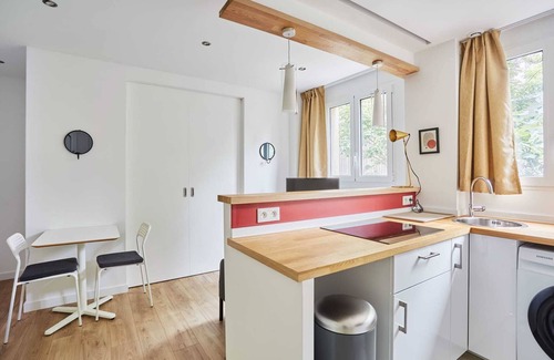 16th Arrondissement Apartment | Degas Studio - One Bedroom Apartment, Sleeps 2