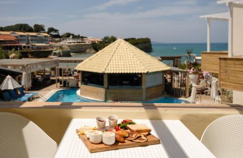 Sidari Apartment | Del Mare Beach Hotel