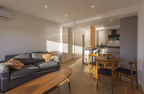 Cadiz Apartment | DELFIN Sunny Home by Cadiz4Rentals