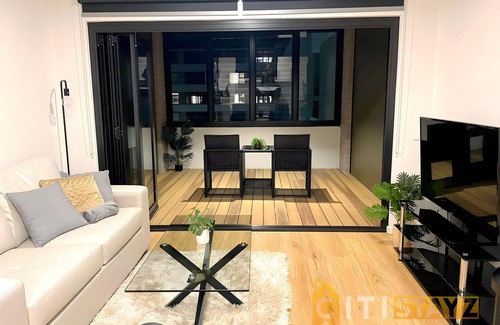 Dickson Apartment | Delicious in Dickson - 1bd 1bth