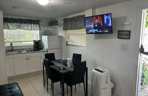 Delray Beach Apartment | Delightful apartment with AC in sunny Delray Beach