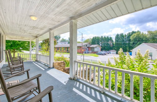 Lake Junaluska House | Delightful Family-Friendly Home W/Free WiFi and Furnished Porch - Dogs OK