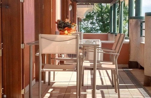 Rivoltella Apartment | Delightful apartment with beautiful lake view