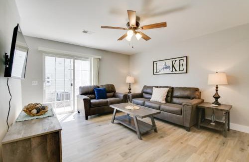 Kimberling City House | Delightful Townhouse with Patio and Shared Yard!